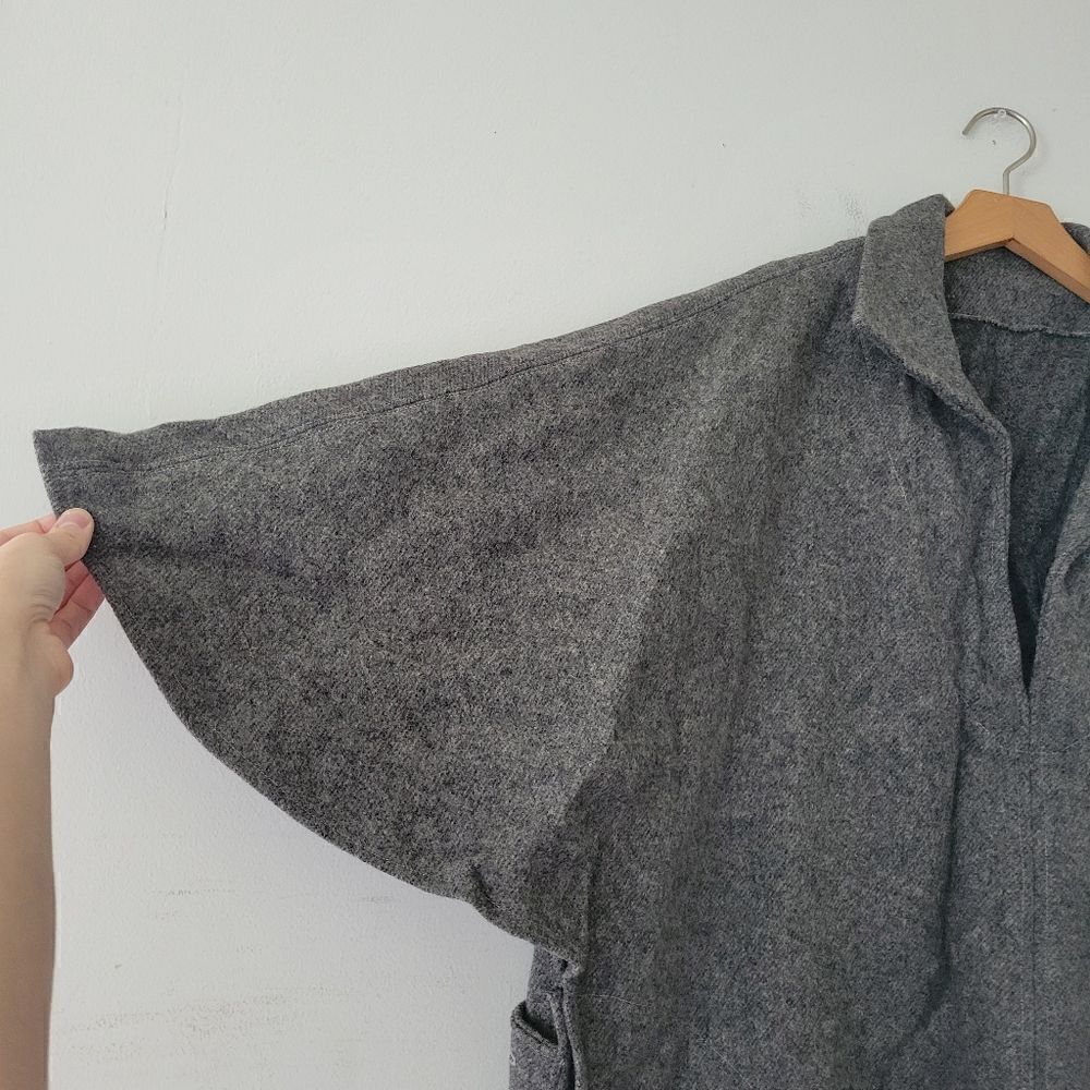 Handmade Wool Poncho Gray With Pockets - Picture 7 of 7